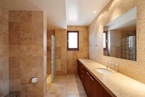 The garnet Brown marble bathroom at Littleton, CO