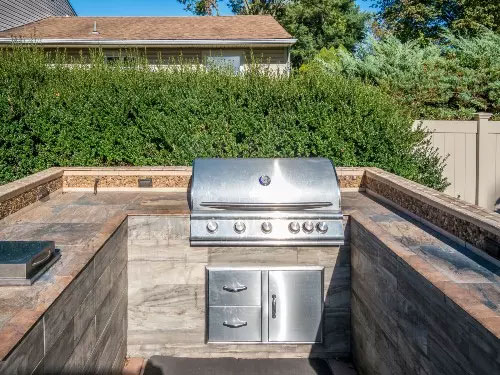 6 Unique Outdoor Kitchen Countertop Ideas - Hardwood Lumber Company